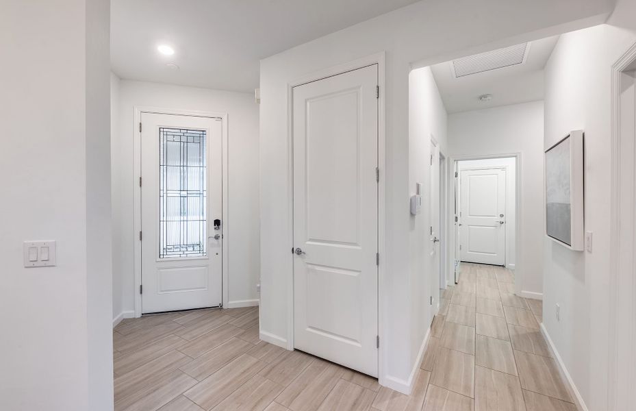 Representative unfurnished interior of a home built from the Cascadia by DiVosta in BeachWalk by Manasota Key, Englewood (Image 20).