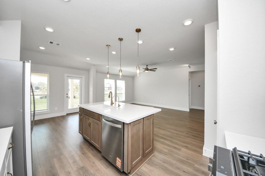 Furnished interior view inside a new home in Laurel Landing: Landmark Collection, Alvin (Image 15). Furnished interior view inside a new home in Laurel Landing: Landmark Collection, Alvin (Image 15).