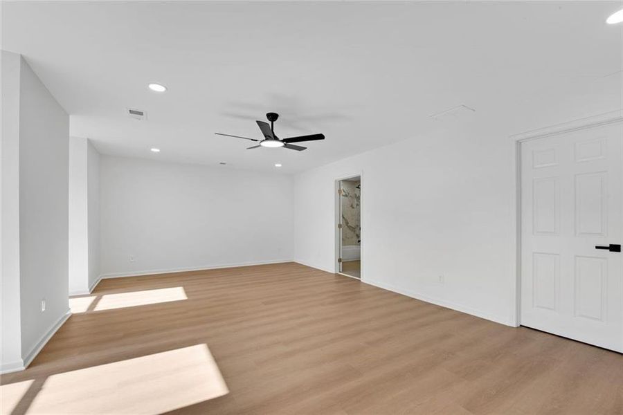 Spacious, unfurnished interior of a new home in , Ellenwood (Image 17).