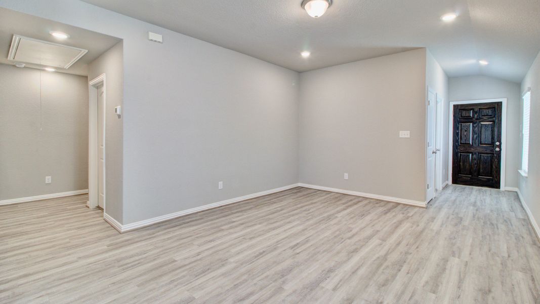 Representative furnished interior of a home built from the Compass by Brightland Homes in Mostyn Springs, Magnolia (Image 5).