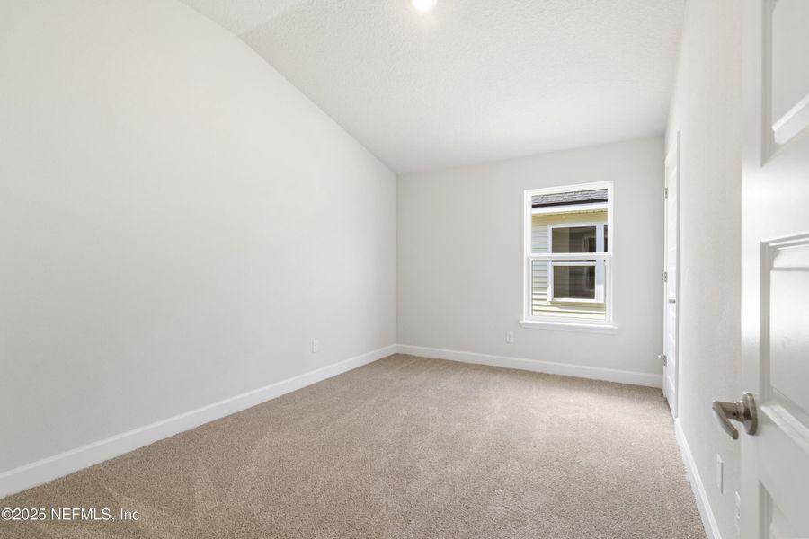 Spacious, unfurnished interior of a new home in Summerglen, Jacksonville (Image 28).