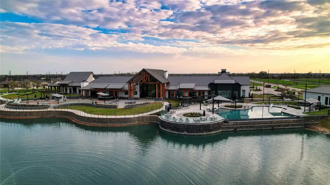 Image 7 of a home in Del Webb Fulshear.