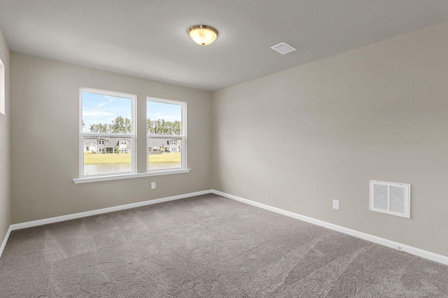 Spacious, unfurnished interior of a new home in , Ravenel (Image 7).