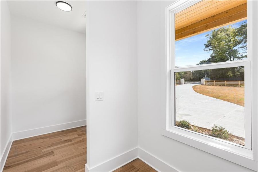 Spacious, unfurnished interior of a new home in , Alpharetta (Image 18). Spacious, unfurnished interior of a new home in , Alpharetta (Image 18).