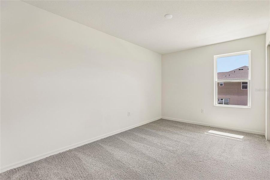 Spacious, unfurnished interior of a new home in , Lake Wales (Image 16).