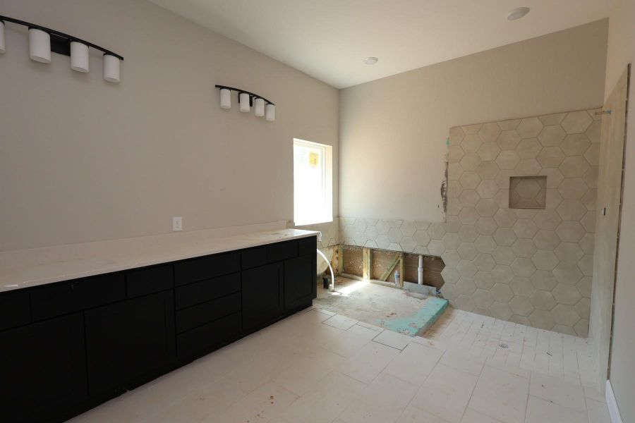 In-progress construction of a new home in The Woodlands Hills - Summit Collection, Willis, TX (Image 32). In-progress construction of a new home in The Woodlands Hills - Summit Collection, Willis, TX (Image 32).