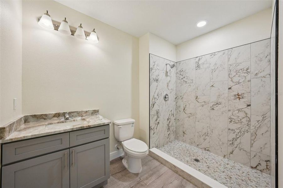 Furnished interior view inside a new home in , Lakeland (Image 9).