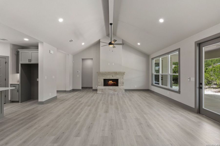 Spacious, unfurnished interior of a new home in , Canyon Lake (Image 21). Spacious, unfurnished interior of a new home in , Canyon Lake (Image 21).