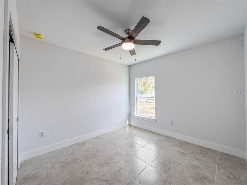 Spacious, unfurnished interior of a new home in , Port Charlotte (Image 19).