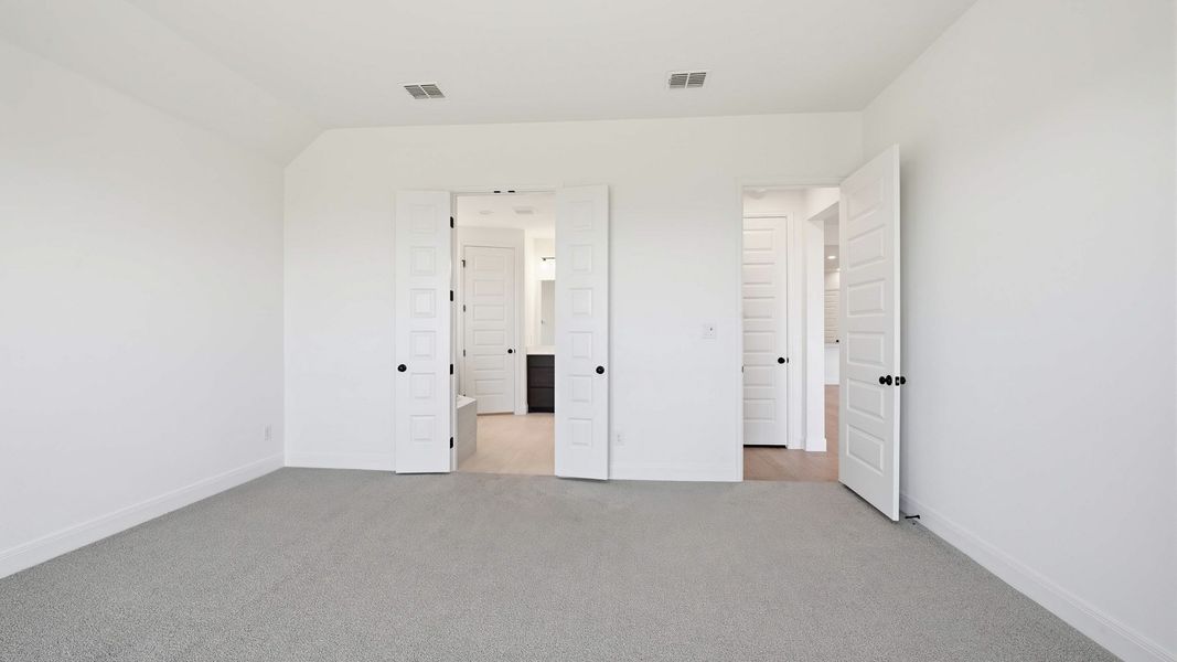 Spacious, unfurnished interior of a new home in Devonshire, Forney (Image 22).
