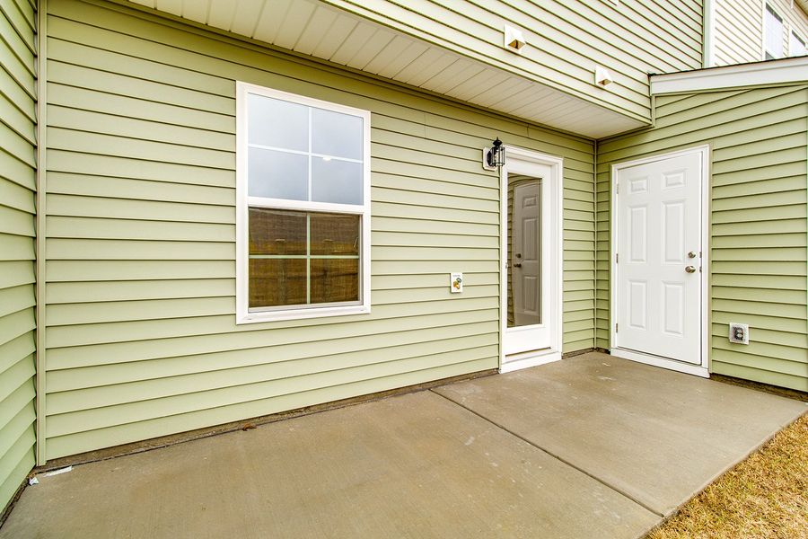 Exterior details and patio area of a home in Astoria, Columbia (Image 3).