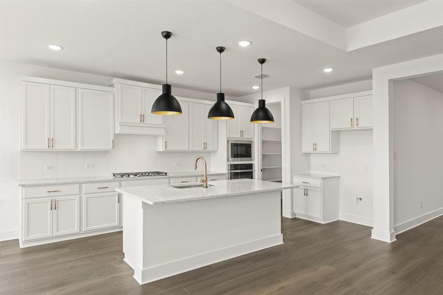 10. 612 Corner Post - Kitchen (2)