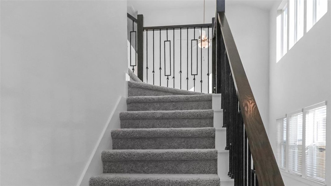 Spacious, unfurnished interior of a new home in , Rosharon (Image 13).