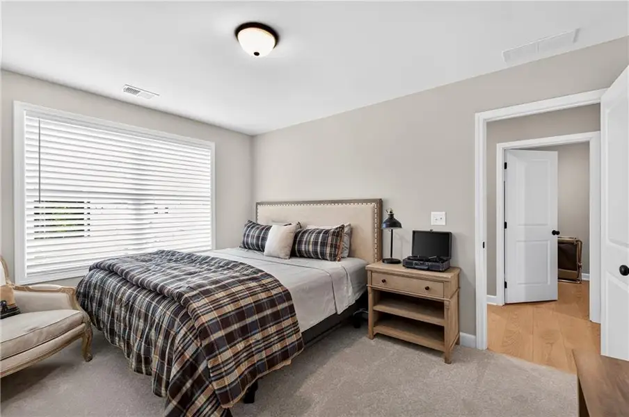 Furnished interior view inside a new home in Avenbrook, Mableton (Image 18).