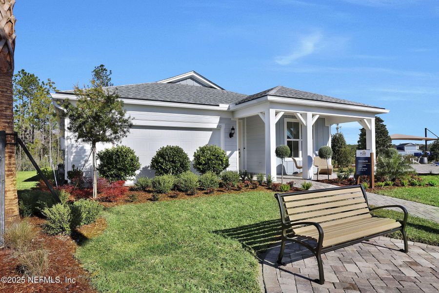 Exterior details and patio area of a home in Murray Farms, Middleburg (Image 37).