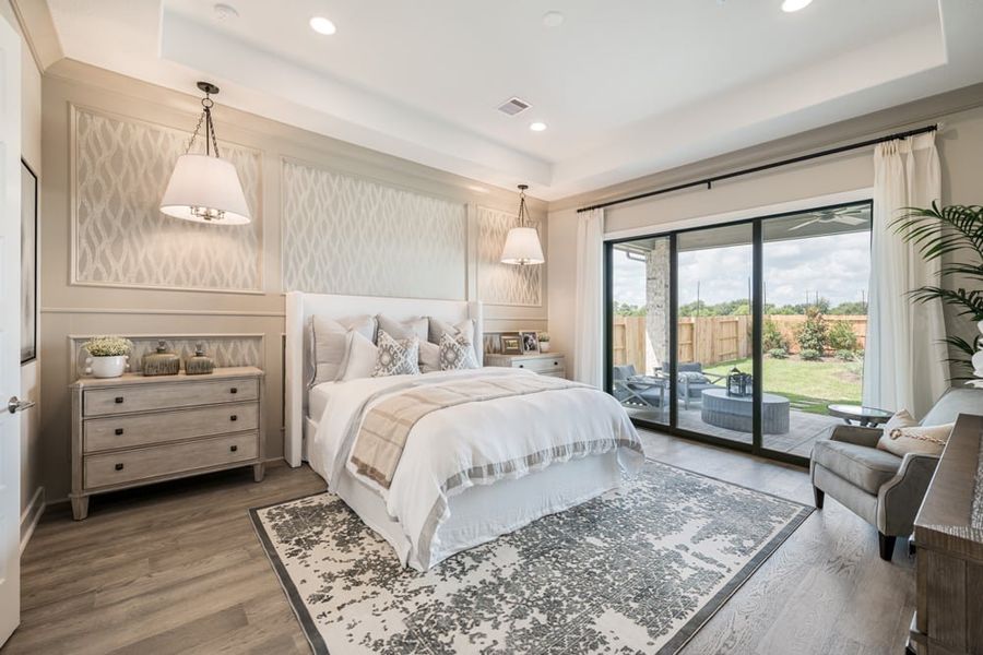 Representative furnished interior of a home built from the Sauvignon by Tri Pointe Homes in The Estates at James Lane, Fulshear (Image 10).