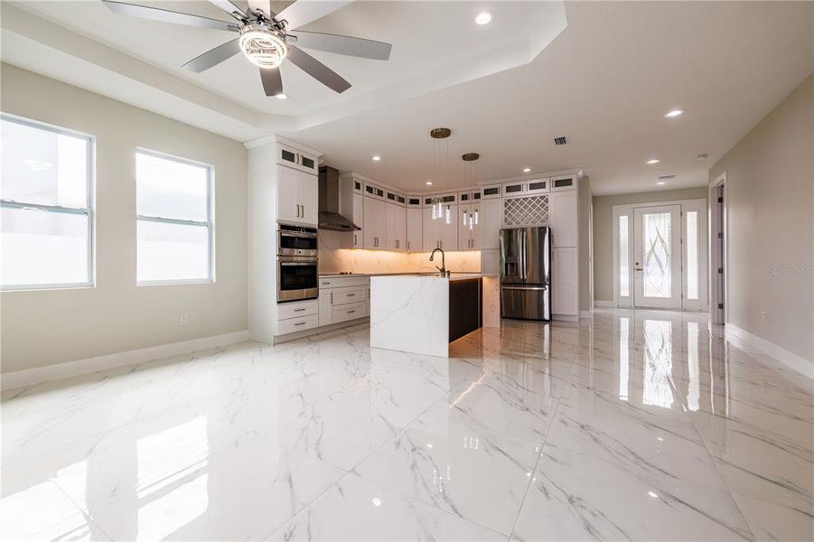 Spacious, unfurnished interior of a new home in , Tampa (Image 32). Spacious, unfurnished interior of a new home in , Tampa (Image 32).