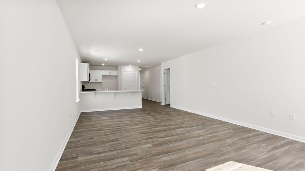 Spacious, unfurnished interior of a new home in Harper Ridge, Roebuck (Image 30).