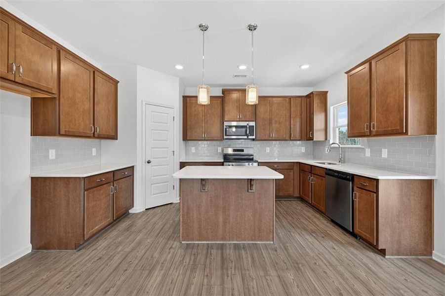 Furnished interior view inside a new home in Garrett Preserve, Douglasville (Image 5).