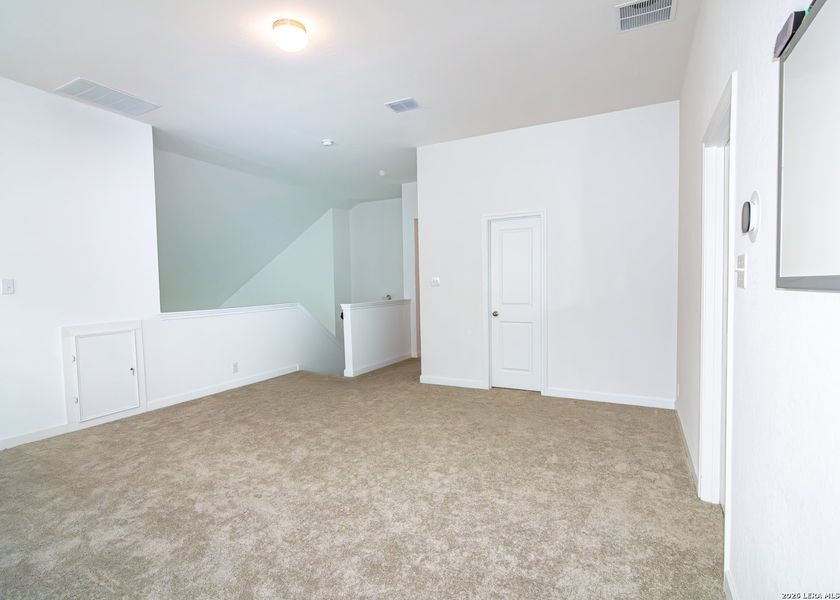 Spacious, unfurnished interior of a new home in Megan's Landing, Castroville (Image 14).