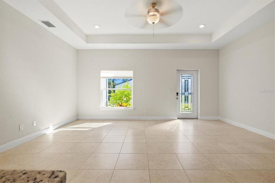 Spacious, unfurnished interior of a new home in , North Port (Image 28).