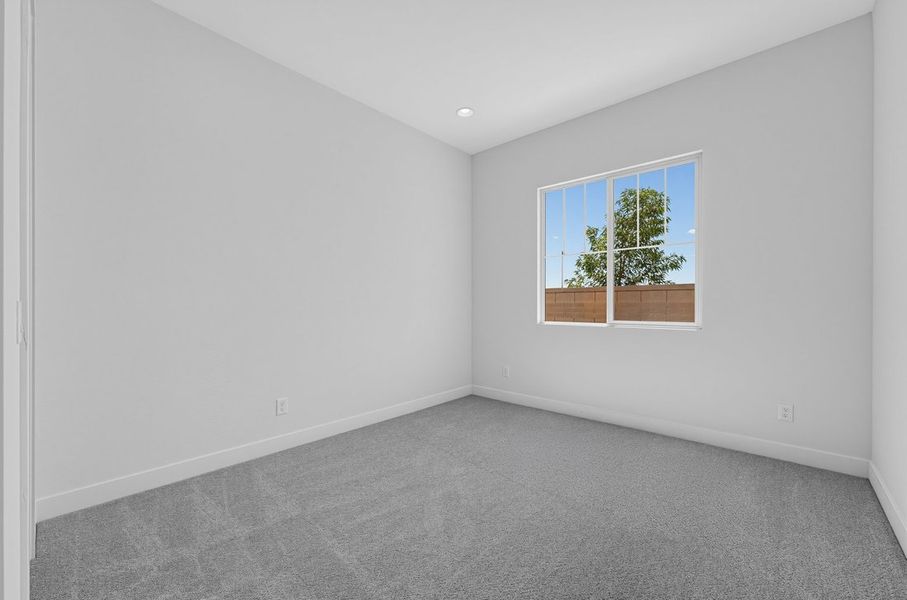 Spacious, unfurnished interior of a new home in Legado, Queen Creek (Image 20).