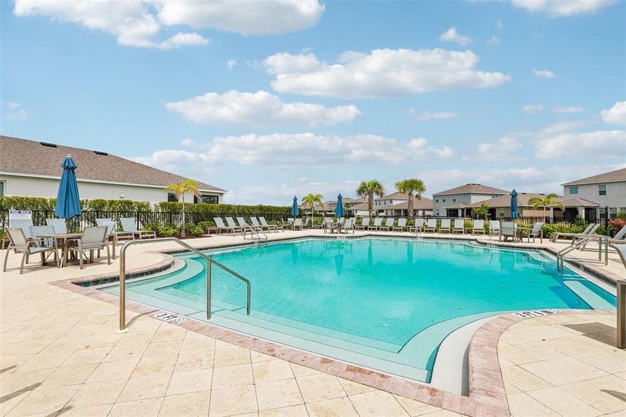 Community amenities in Mangrove Manor, Apollo Beach (Image 28).