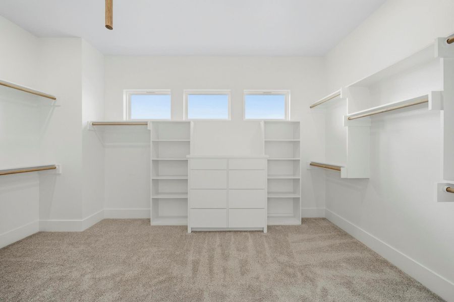 Spacious, unfurnished interior of a new home in Bentwood Farms, Montgomery (Image 44).