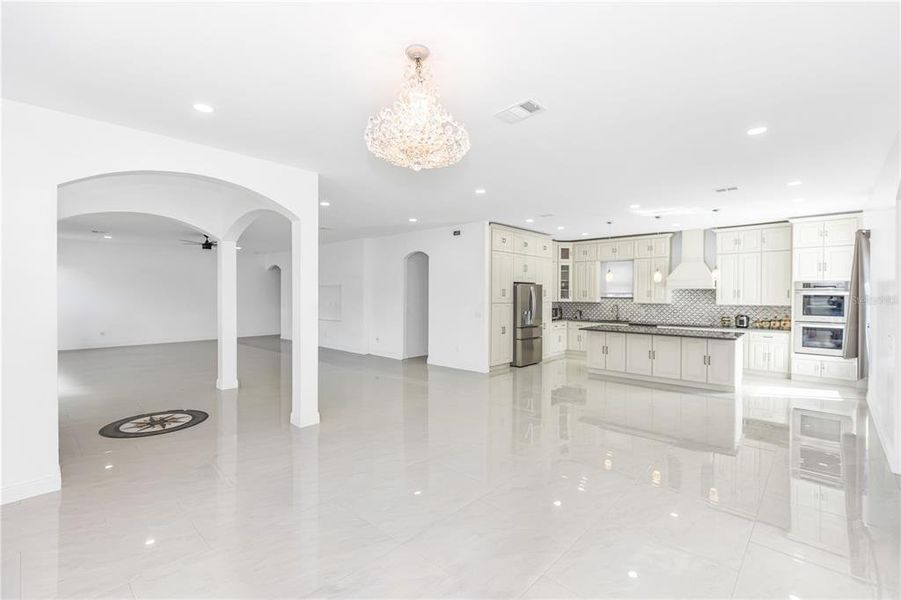 Spacious, unfurnished interior of a new home in , Orlando (Image 26).