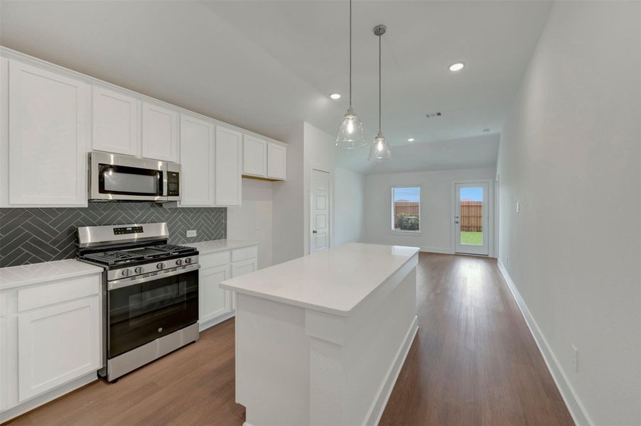 Furnished interior view inside a new home in Sorella, Tomball (Image 20).