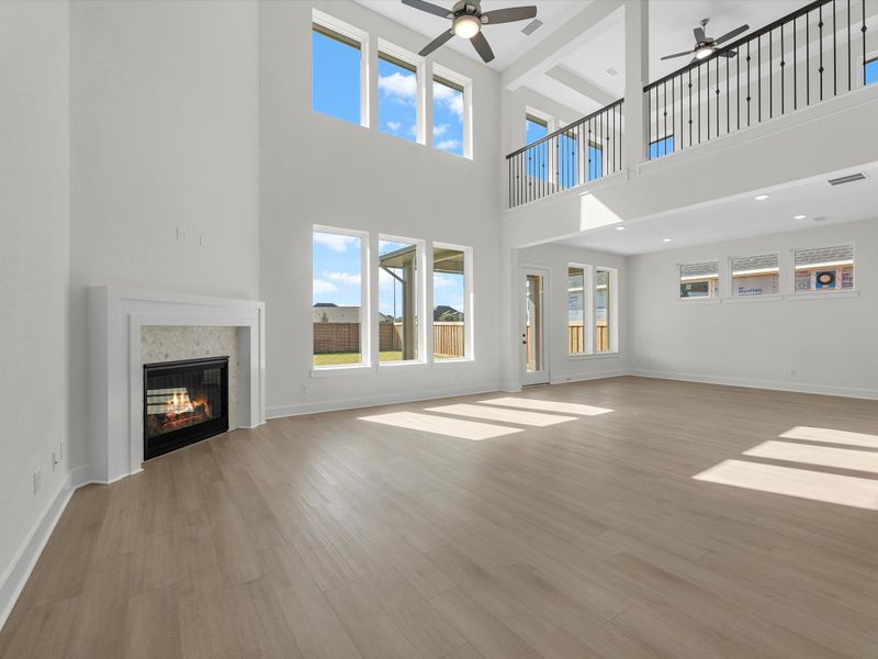 Spacious, unfurnished interior of a new home in Dunham Pointe 60′, Cypress (Image 17).