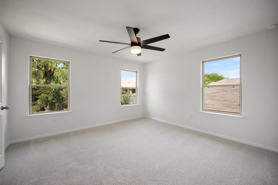 Spacious, unfurnished interior of a new home in The Hills of Bear Creek, Manchaca (Image 15).