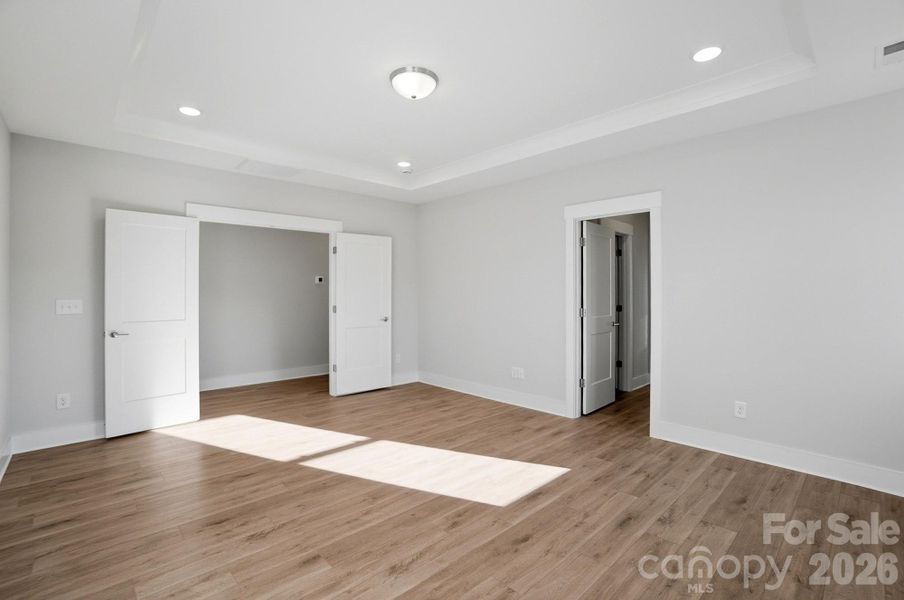 Spacious, unfurnished interior of a new home in Rone Creek, Waxhaw (Image 35).