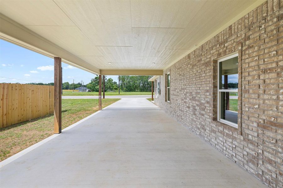 Exterior details and patio area of a home in , Lexington (Image 3).