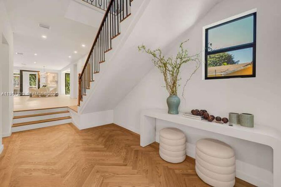 Furnished interior view inside a new home in , Miami (Image 53).