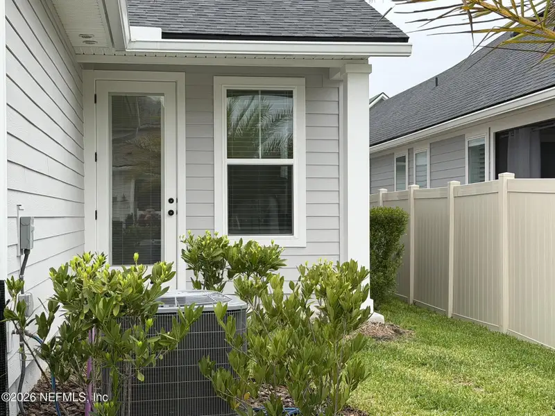 Exterior details and patio area of a home in , Ponte Vedra (Image 4).