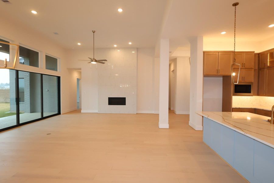 Spacious, unfurnished interior of a new home in Briarley, Montgomery (Image 19).