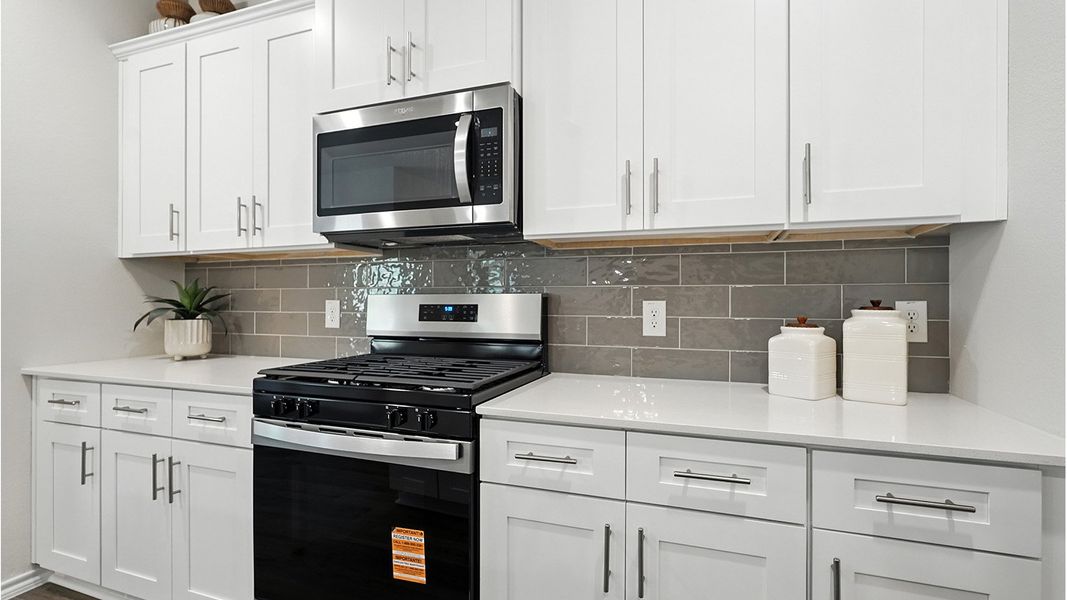 Representative furnished interior of a home built from the Huntsville by D.R. Horton in The Reserve at Timber Creek, Lindale (Image 16).