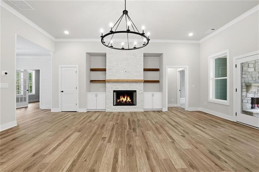 Spacious, unfurnished interior of a new home in , Clarkesville (Image 26).