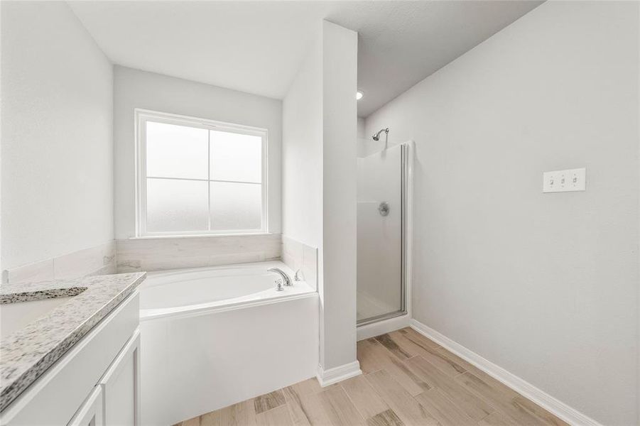 Spacious, unfurnished interior of a new home in , Waco (Image 33). Spacious, unfurnished interior of a new home in , Waco (Image 33).