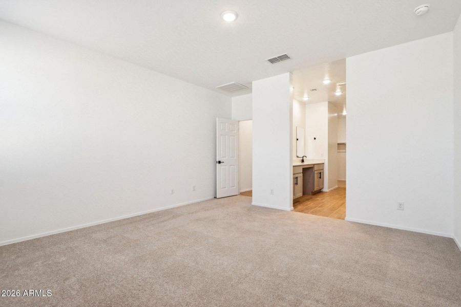 16-web-or-mls-W Bowker St-S2703-016