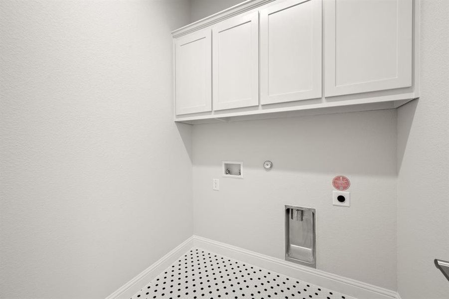 2609 Steve- Utility 2609 Steve- Utility