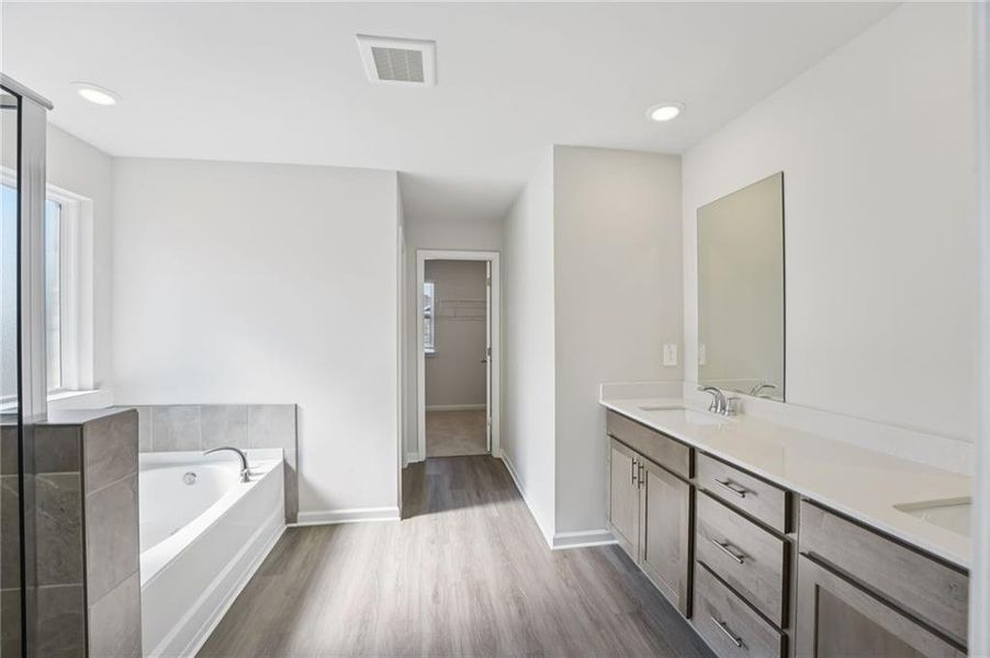 Furnished interior view inside a new home in Creekside at Oxford Park, Fairburn (Image 13).