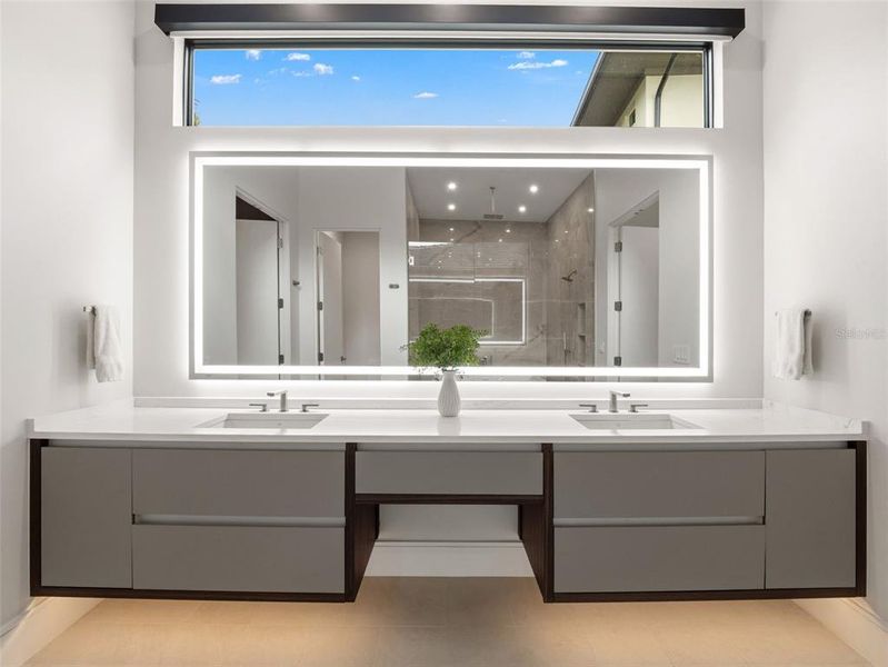 Furnished interior view inside a new home in , Orlando (Image 65).