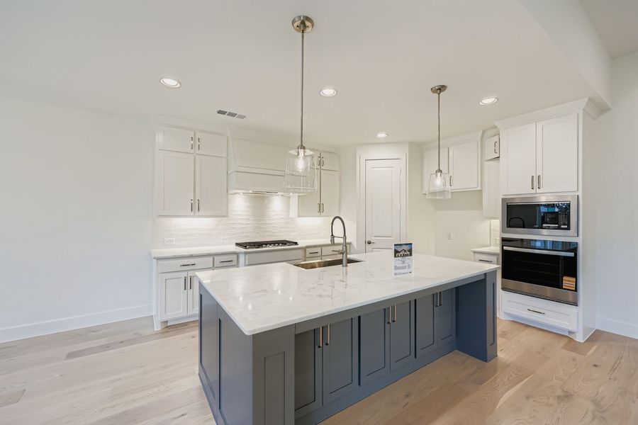 1817 Flowerfield - Kitchen 1817 Flowerfield - Kitchen
