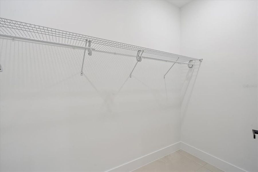 Spacious, unfurnished interior of a new home in , Port Charlotte (Image 20).