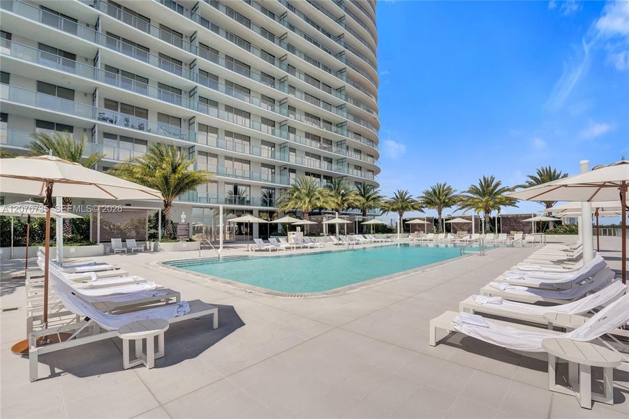 Condo located in North Miami, FL showcasing its design and architecture (Image 61).