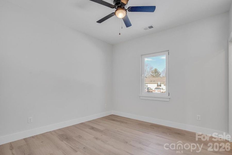 Spacious, unfurnished interior of a new home in , Statesville (Image 24).