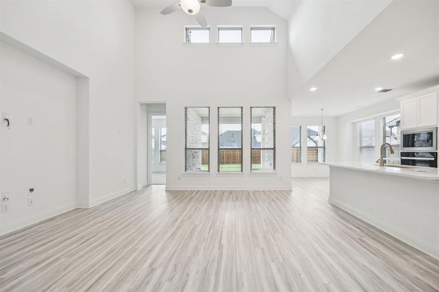 Spacious, unfurnished interior of a new home in , Prosper (Image 20). Spacious, unfurnished interior of a new home in , Prosper (Image 20).