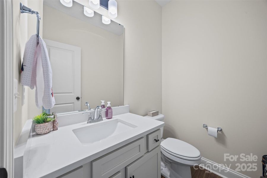 Furnished interior view inside a new home in , Blackstock (Image 14).